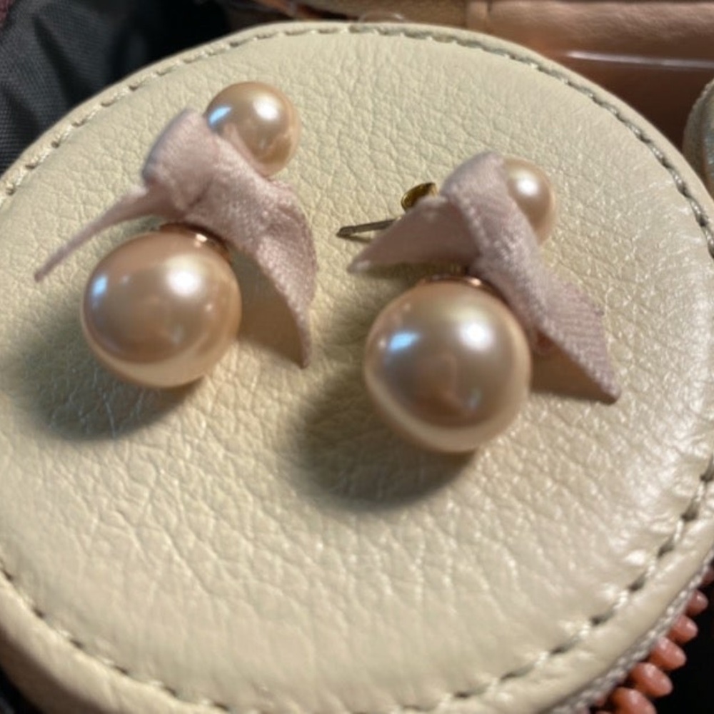 Kate Spade pink faux pearl earrings